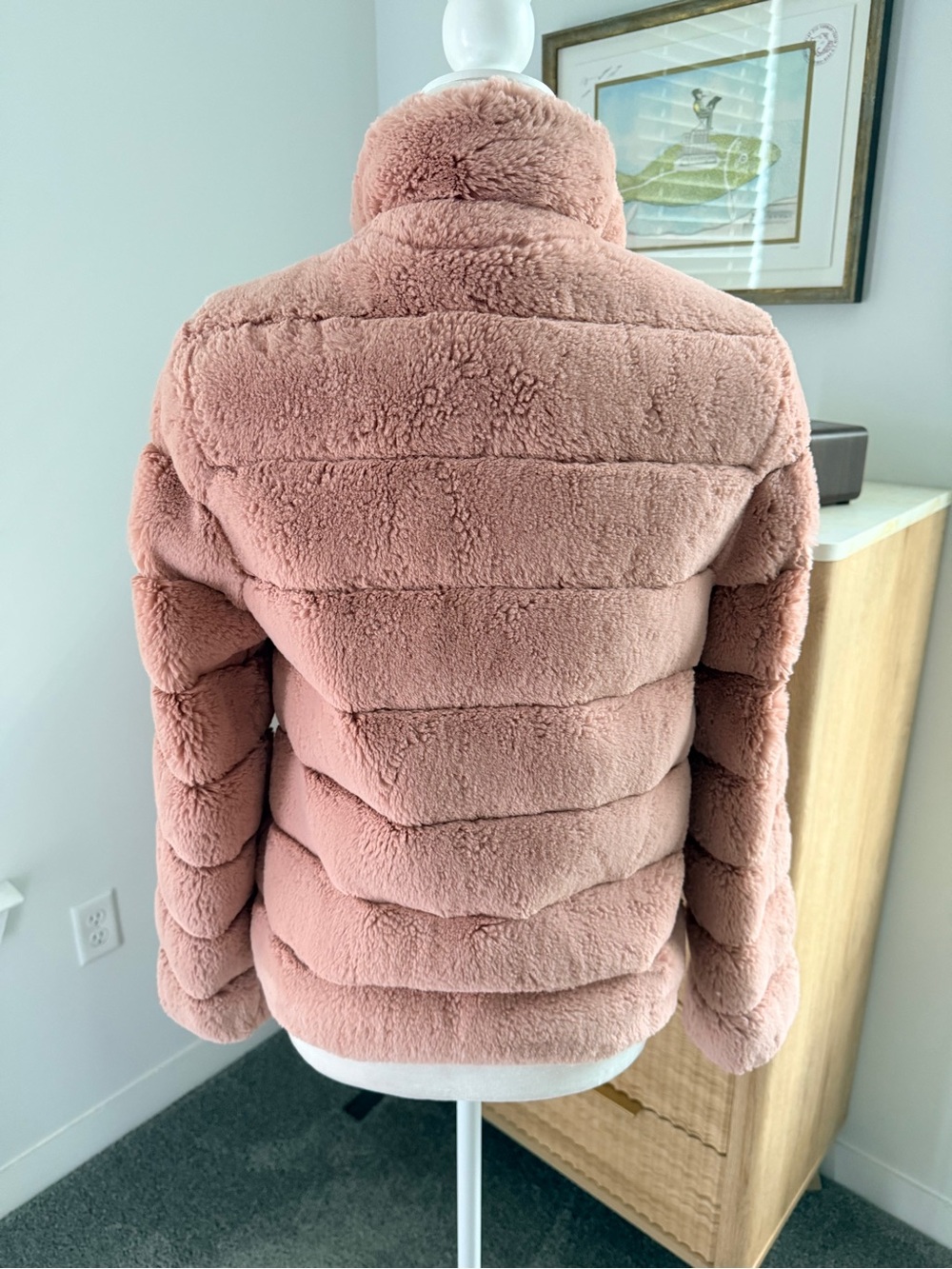 Donna Salyers  Fabulous Furs fur pink quilted XS - Picture 7 of 7